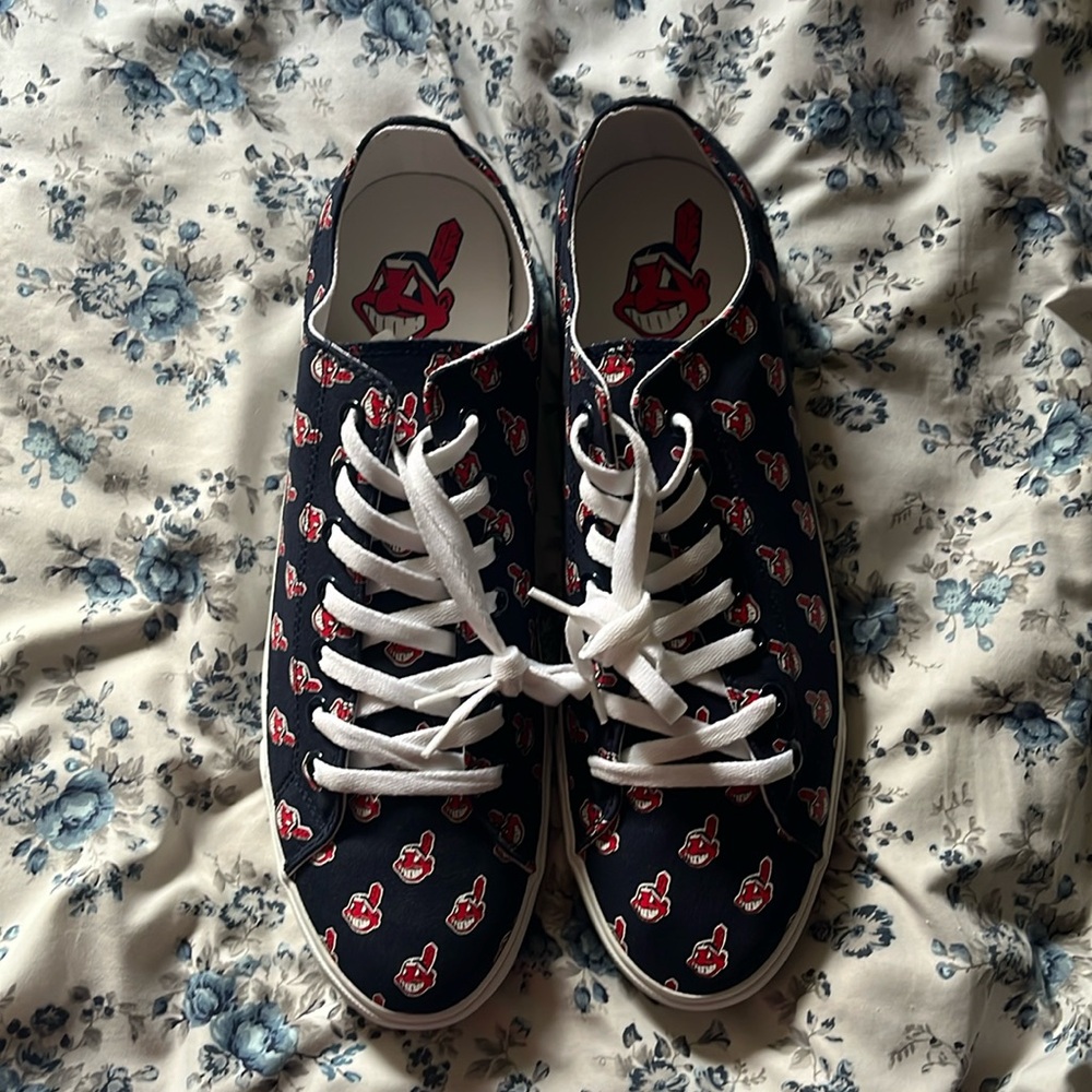 Cleveland Indians Shoes Size 13